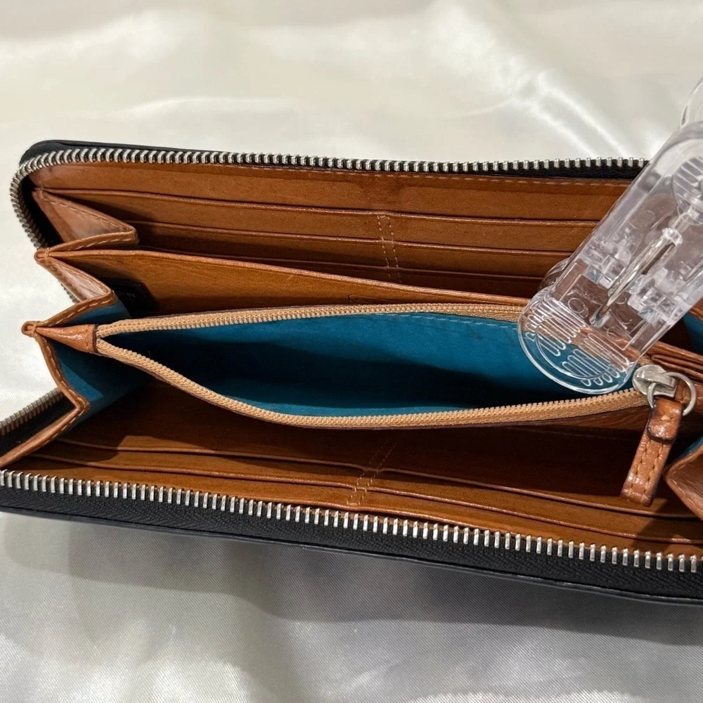 Vintage Coach Y2K Chelsea Wallet Navy Blue Pebble Leather Zip Around Classic
